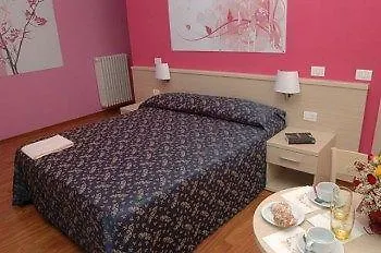 Bed and Breakfast 21 Aprile House Roma